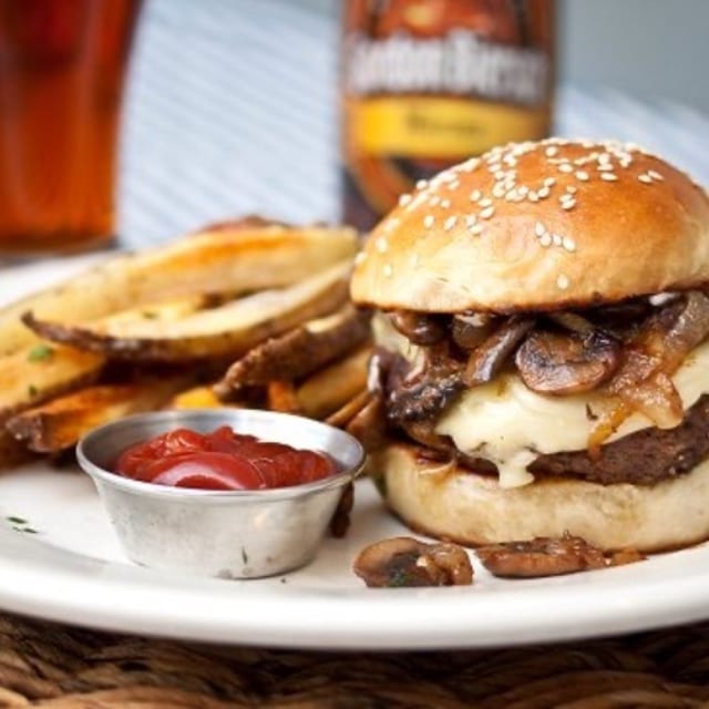 Rockin’ Sweet Onion Mushroom Burger.